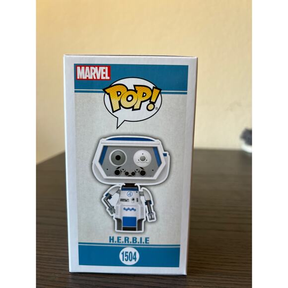 OFFICIAL SDCC STICKER H.E.R.B.I.E. Fantastic 4 Funko Pop Bobblehead #1504 Marvel - Picture 2 of 6
